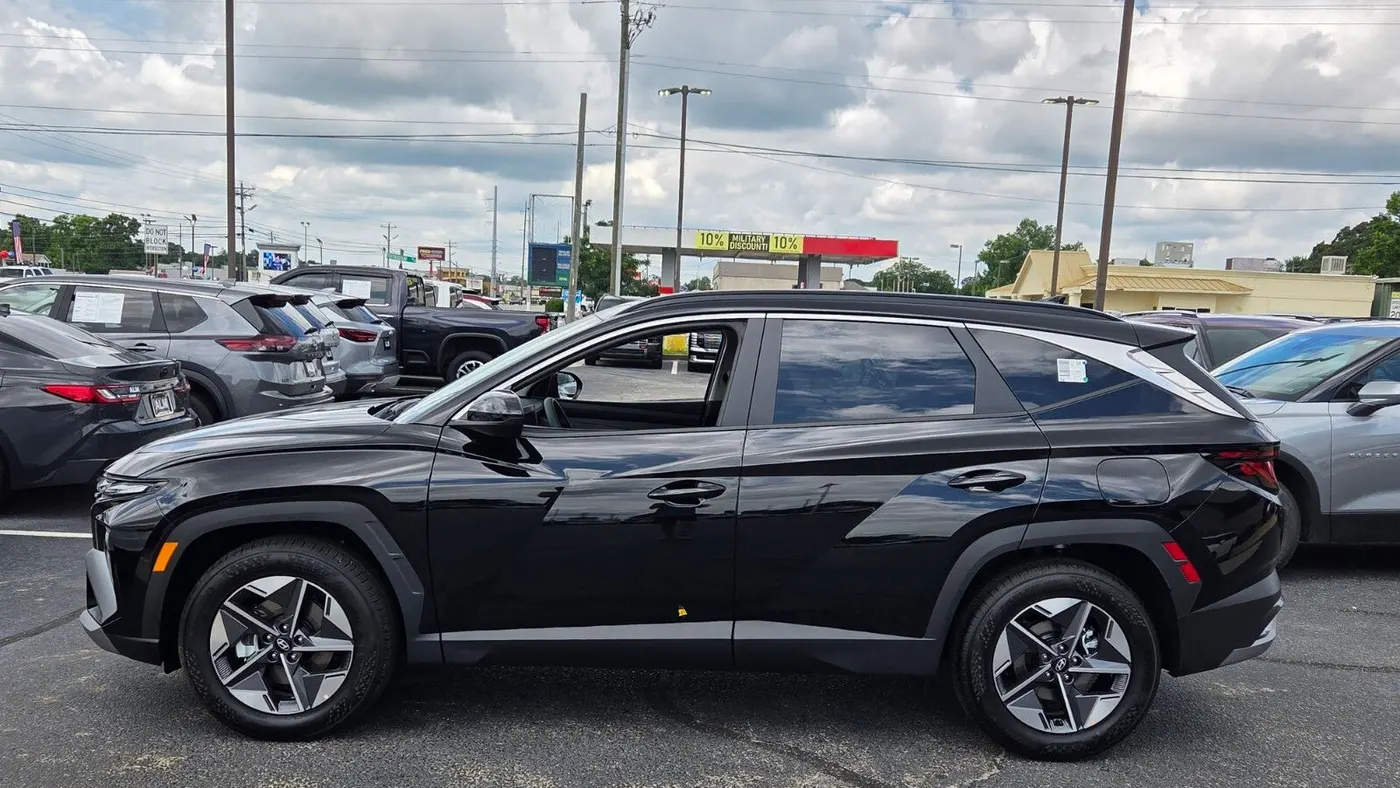 2026 Hyundai TUCSON SEL