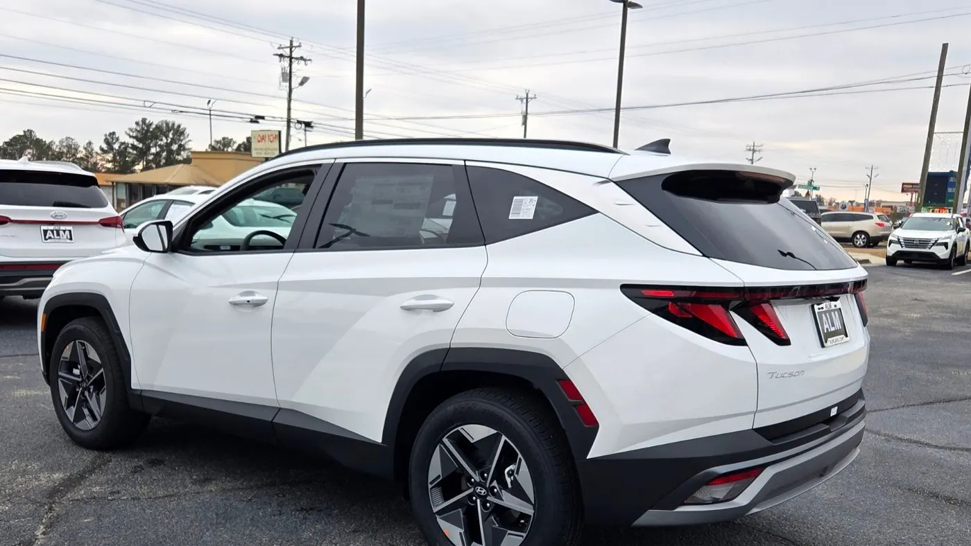 2026 Hyundai TUCSON SEL