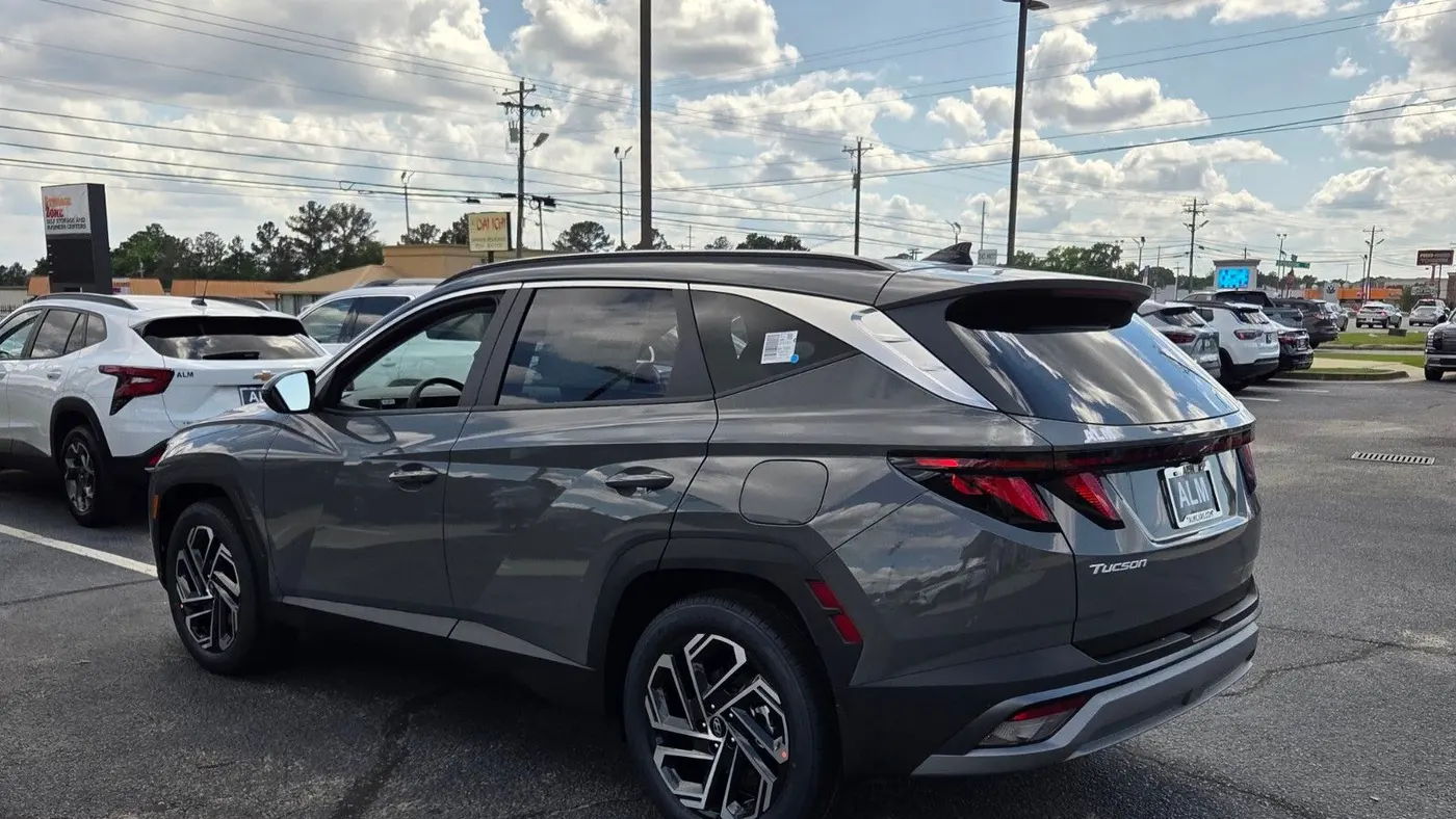 2026 Hyundai TUCSON SEL