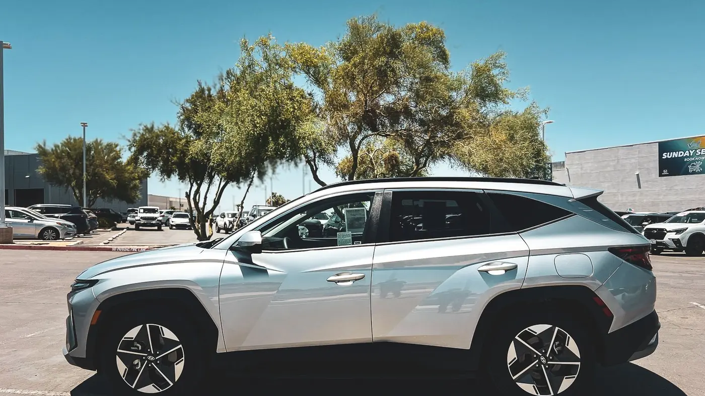 2025 Hyundai TUCSON SEL