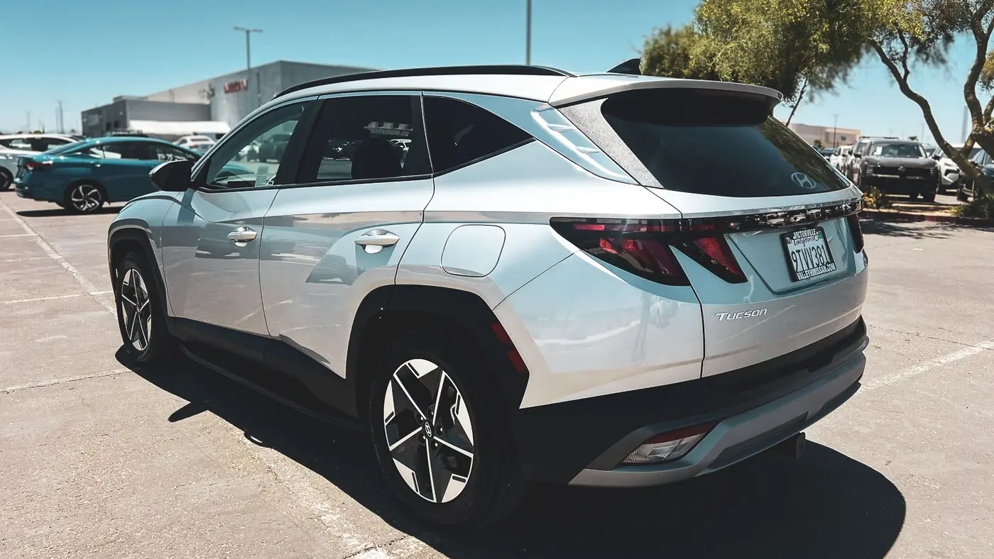 2025 Hyundai TUCSON SEL