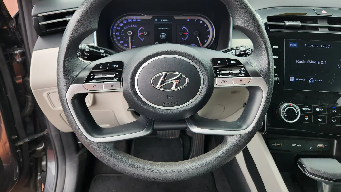 2023 Hyundai TUCSON SEL