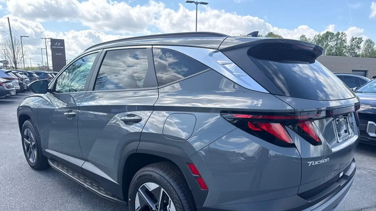 2026 Hyundai TUCSON SEL