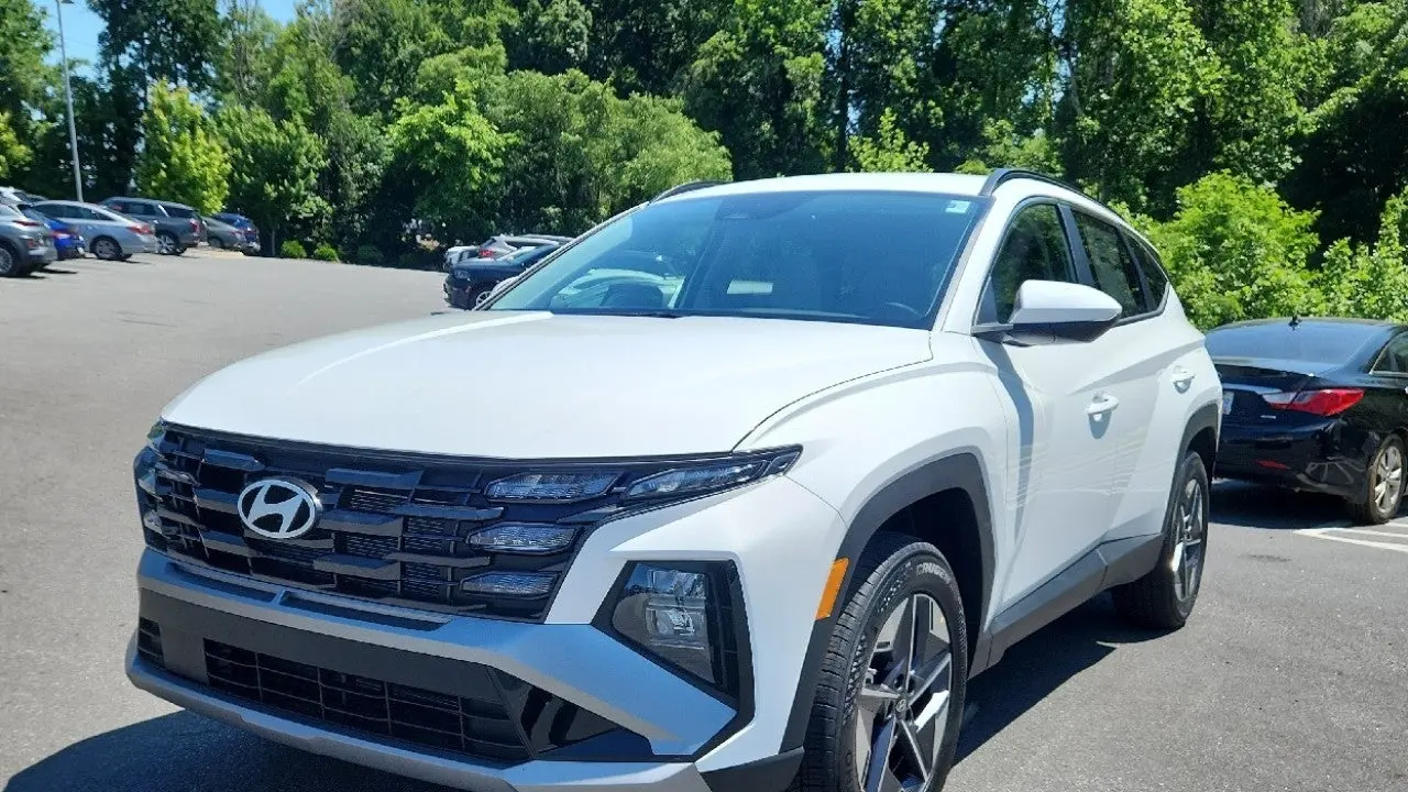 2026 Hyundai TUCSON SEL