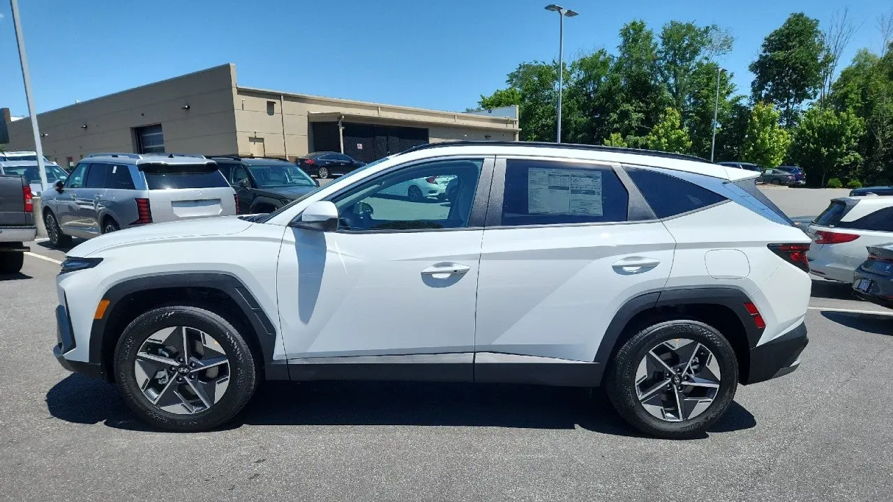 2026 Hyundai TUCSON SEL