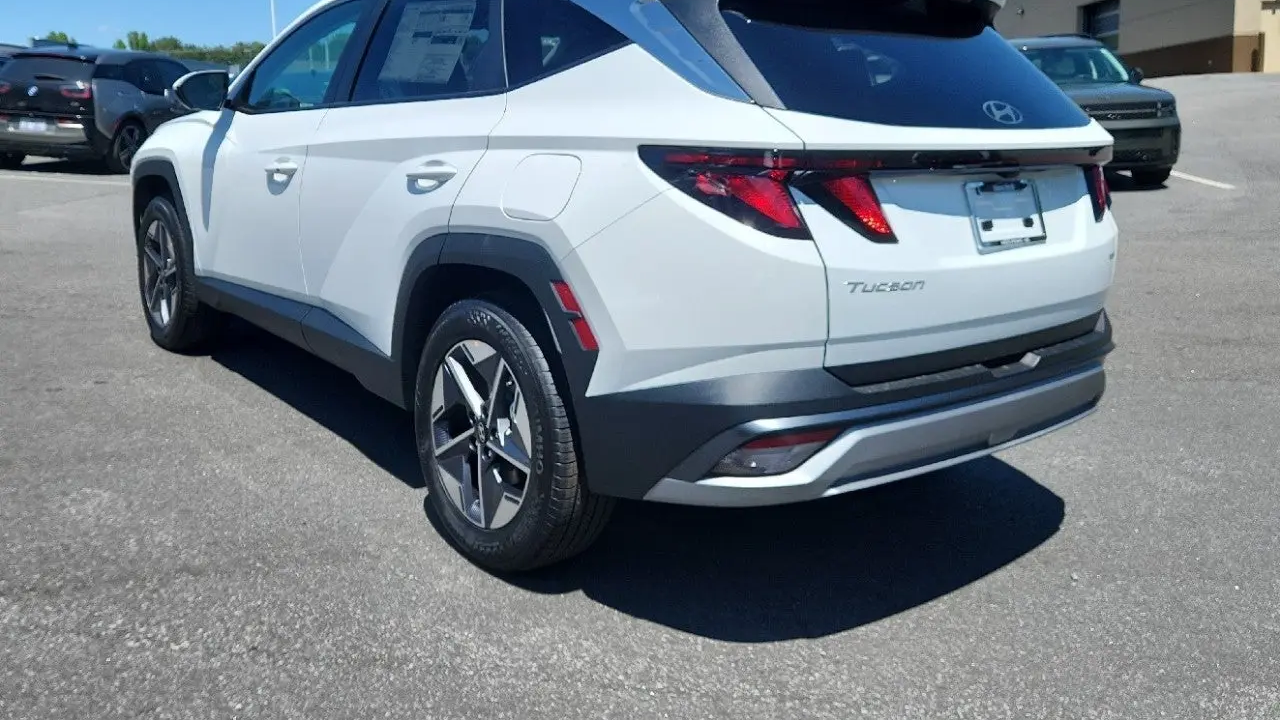 2026 Hyundai TUCSON SEL