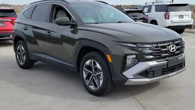 2025 Hyundai TUCSON SEL