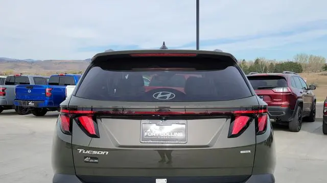 2025 Hyundai TUCSON SEL