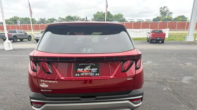 2025 Hyundai TUCSON SEL