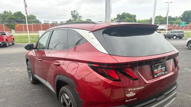2025 Hyundai TUCSON SEL
