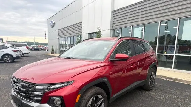 2025 Hyundai TUCSON SEL