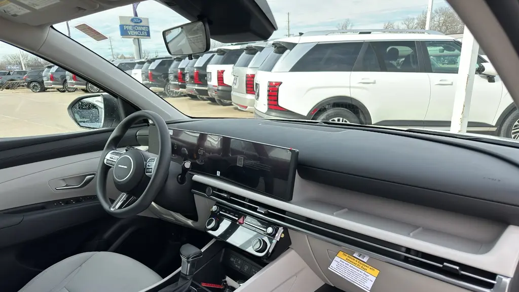 2026 Hyundai TUCSON SEL
