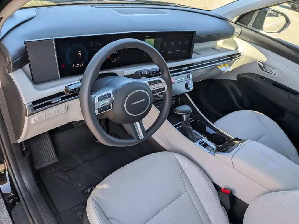 2026 Hyundai Tucson - $28,950