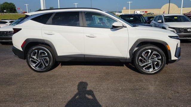 2026 Hyundai TUCSON SEL Plus