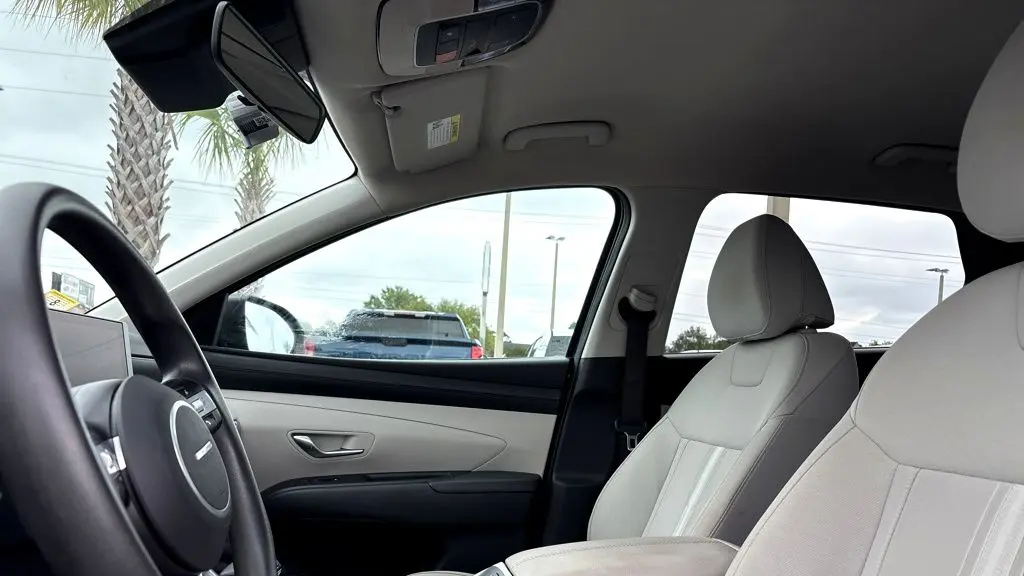 2025 Hyundai TUCSON SEL