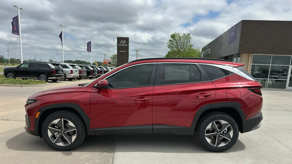 2026 Hyundai TUCSON SEL