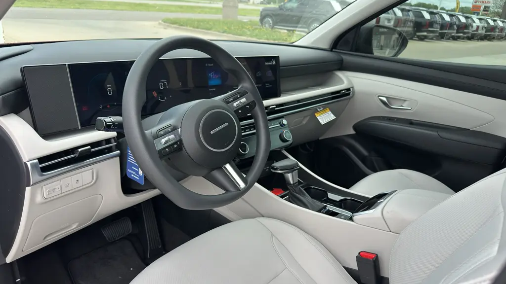 2026 Hyundai TUCSON SEL