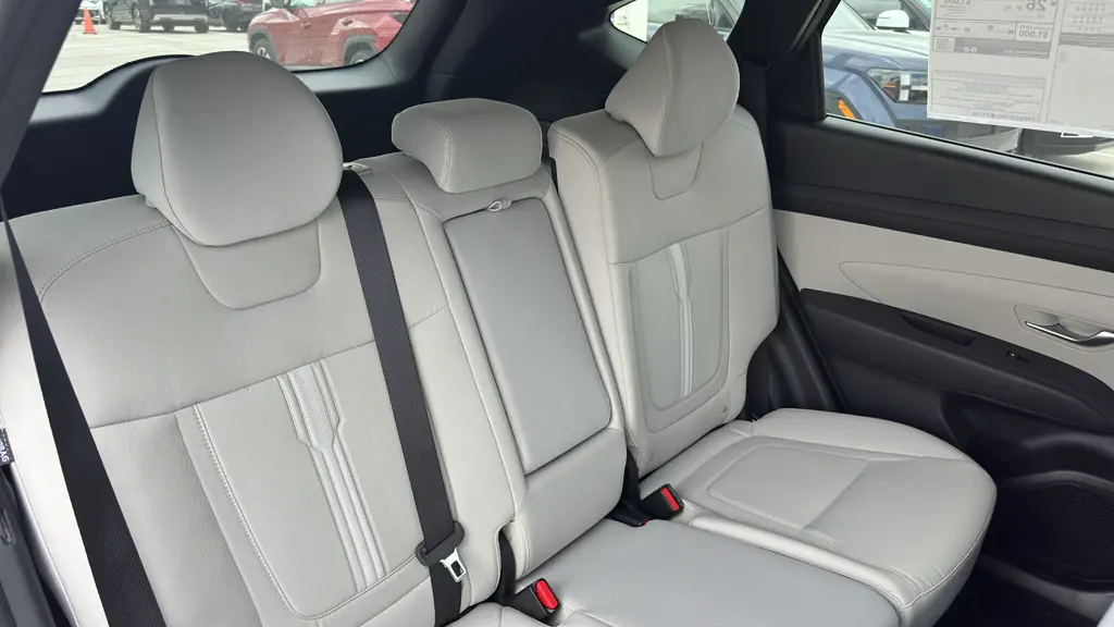 2026 Hyundai TUCSON SEL
