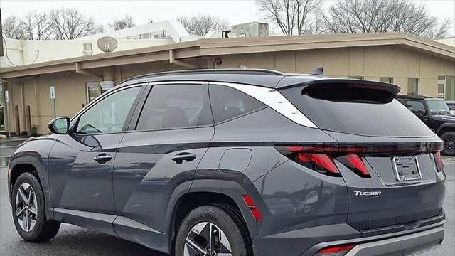 2025 Hyundai TUCSON SEL