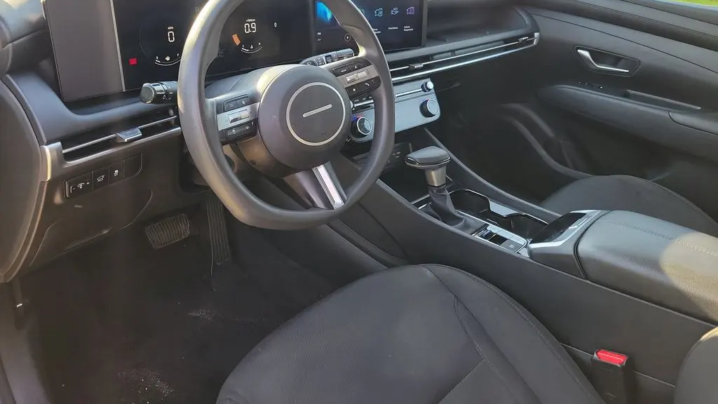 2025 Hyundai TUCSON SEL