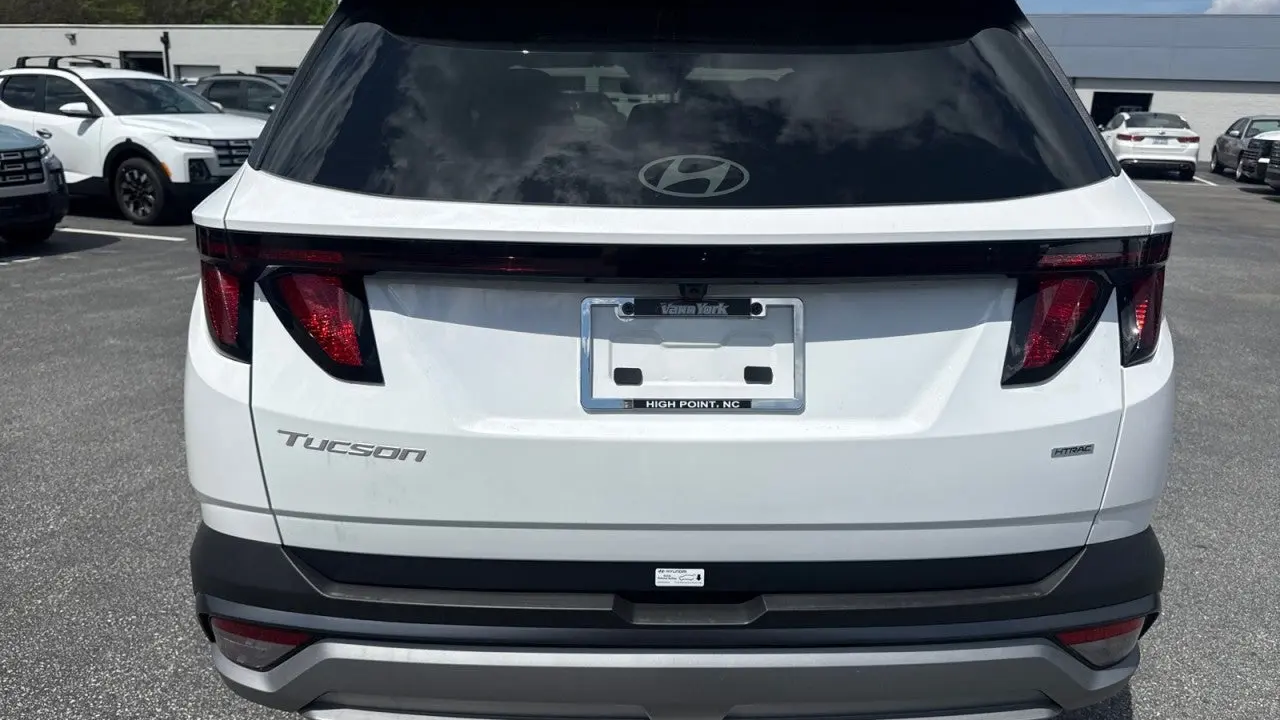 2026 Hyundai TUCSON SEL