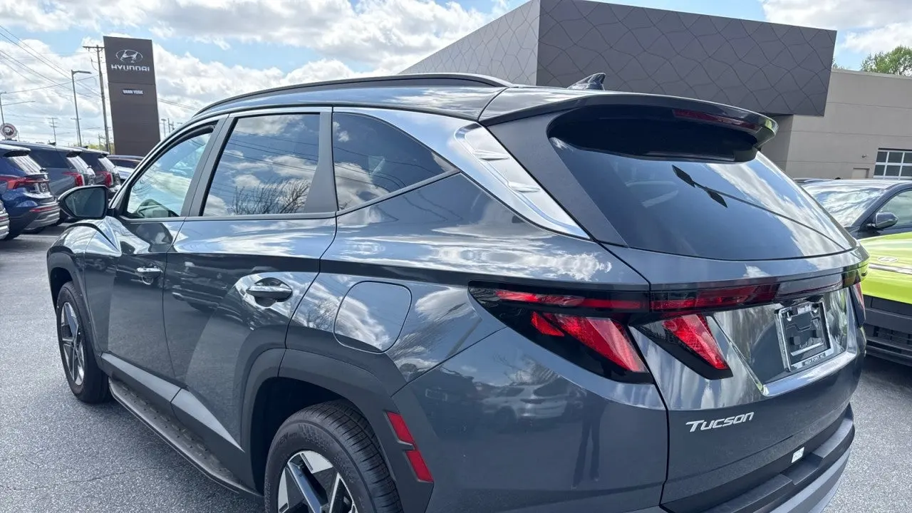2026 Hyundai TUCSON SEL