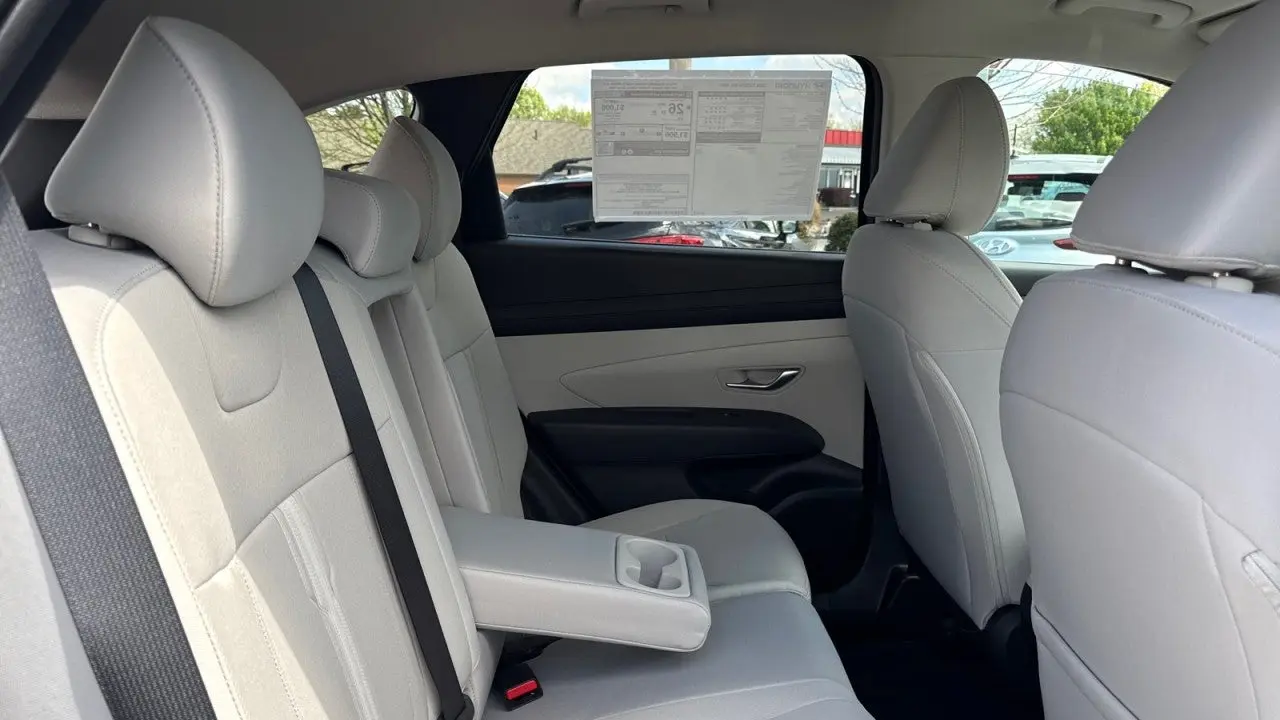 2026 Hyundai TUCSON SEL