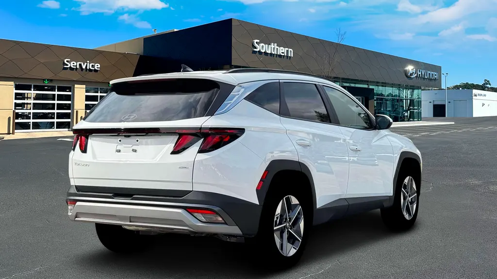 2026 Hyundai TUCSON SEL