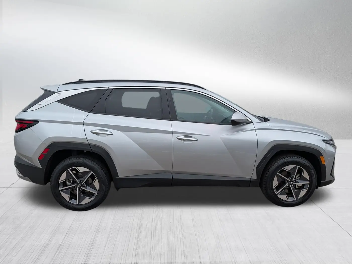 2026 Hyundai Tucson - $27,850