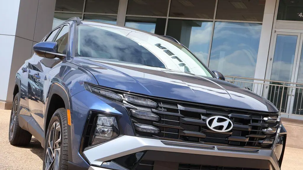 2026 Hyundai TUCSON SEL Plus