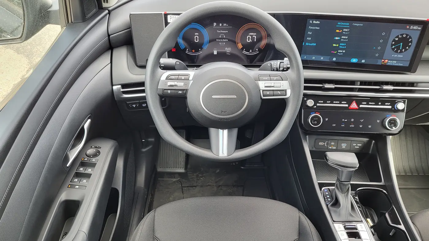 2026 Hyundai TUCSON SEL