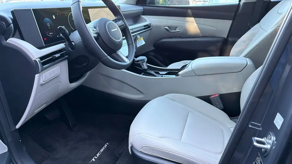 2026 Hyundai TUCSON SEL Premium