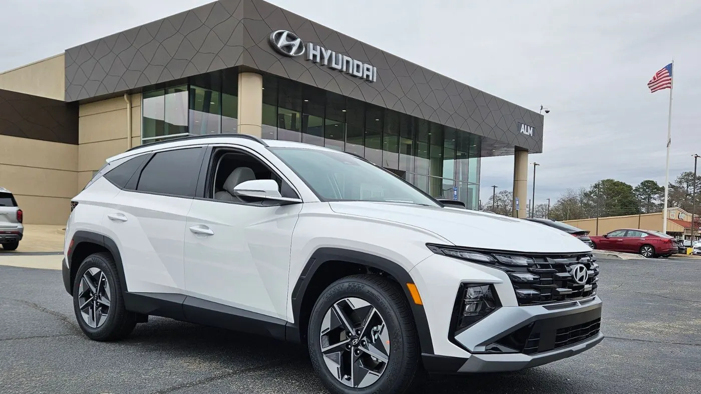 Preowned 2026 Hyundai TUCSON SEL Premium for Sale