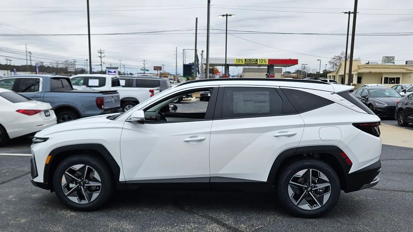 2026 Hyundai TUCSON SEL Premium