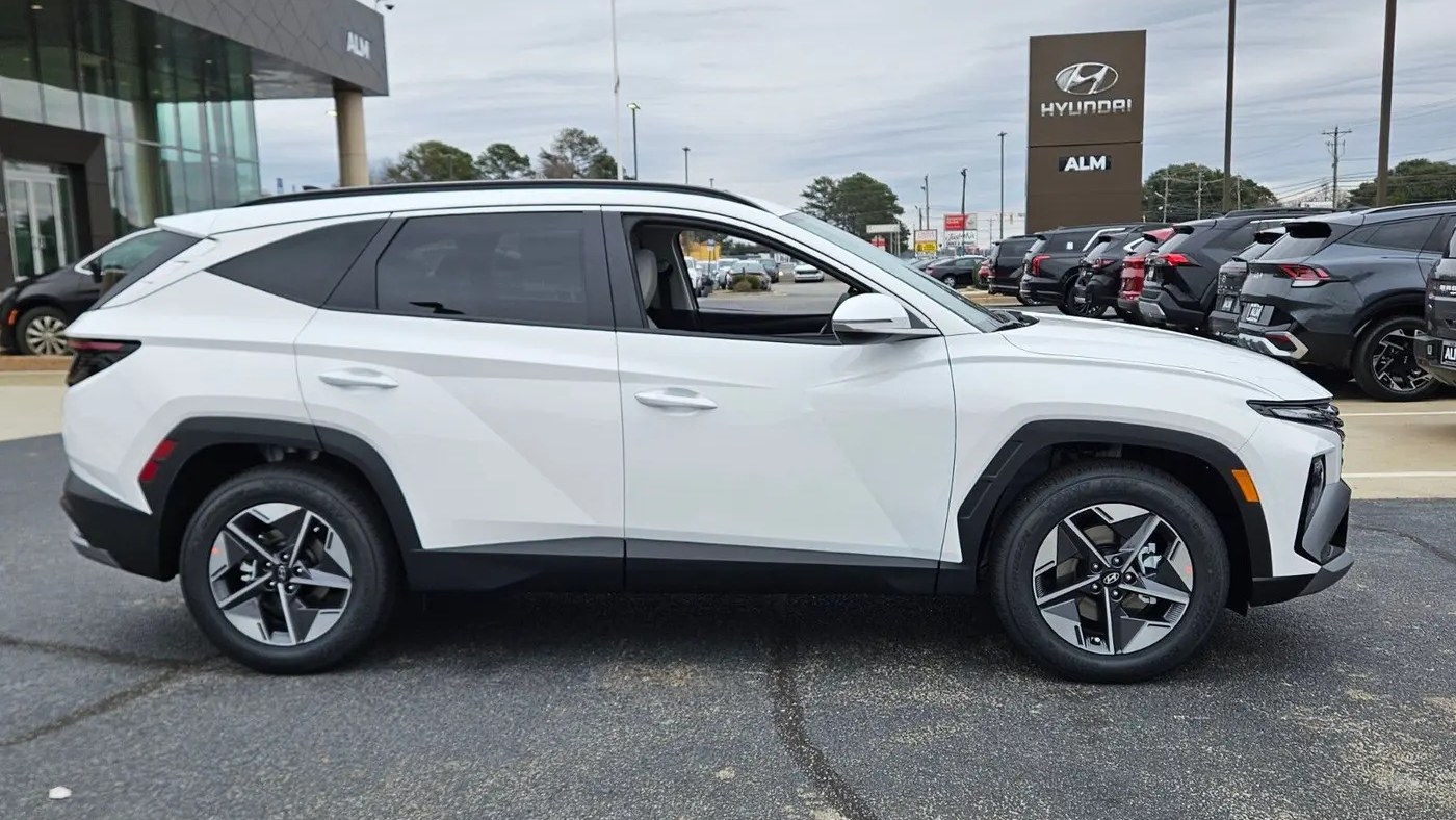 2026 Hyundai TUCSON SEL Premium
