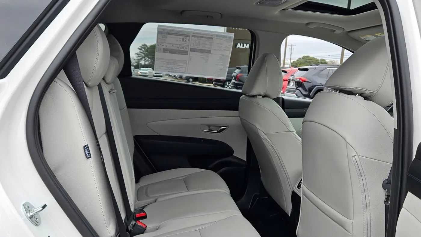 2026 Hyundai TUCSON SEL Premium