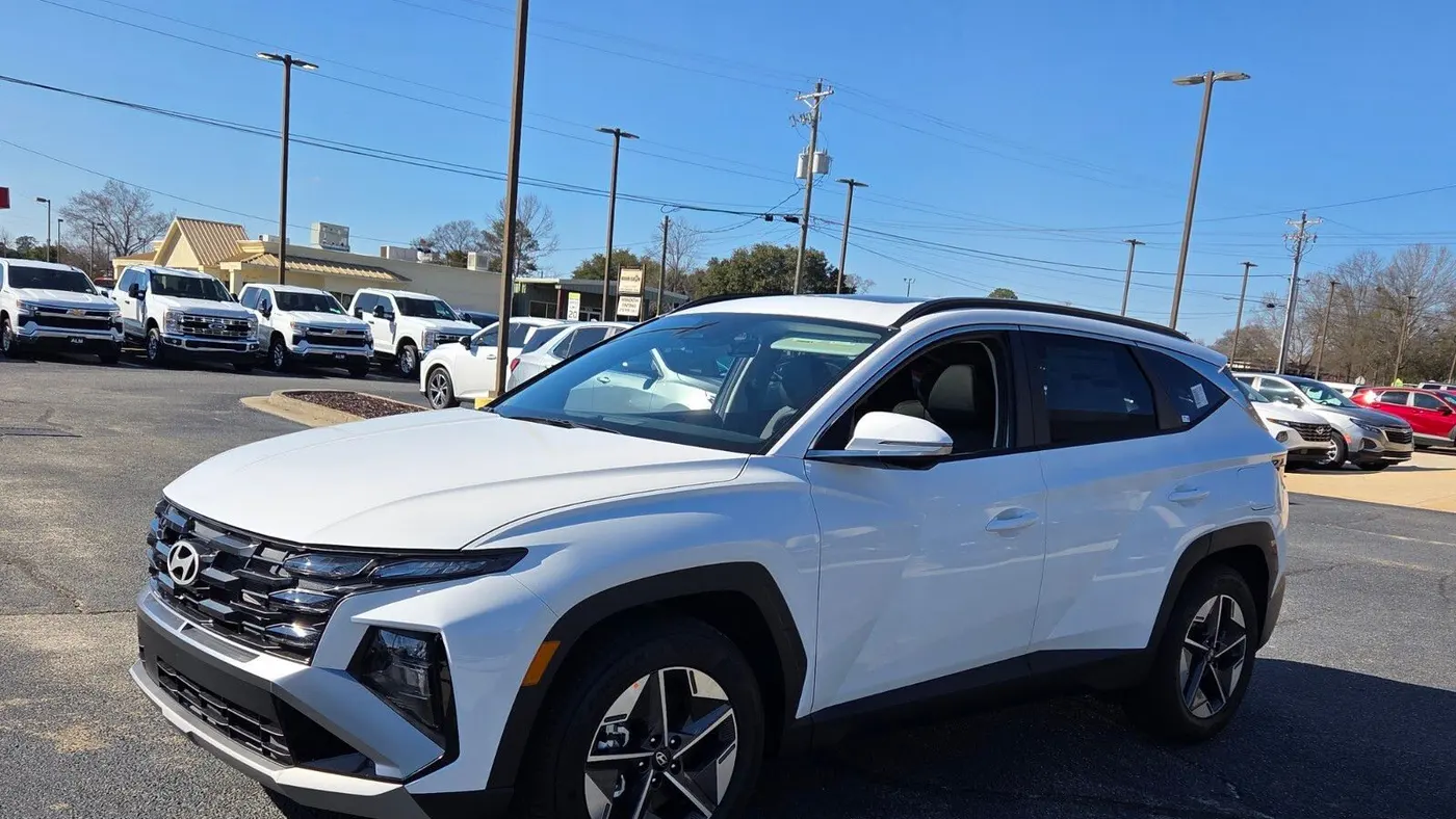 2026 Hyundai TUCSON SEL Premium