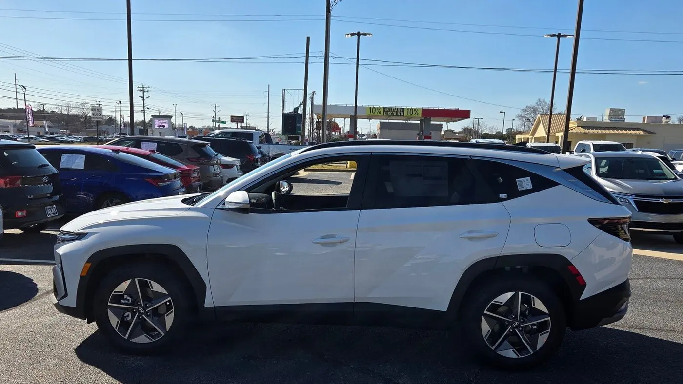 2026 Hyundai TUCSON SEL Premium