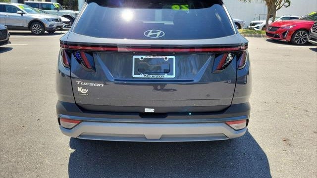2026 Hyundai TUCSON SEL Premium
