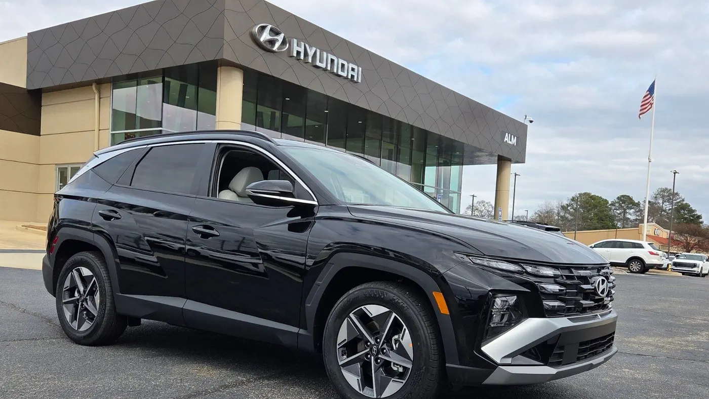 Preowned 2026 Hyundai TUCSON SEL Premium for Sale