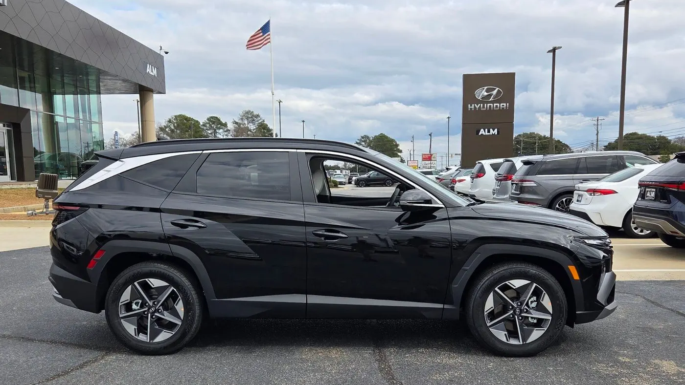 2026 Hyundai TUCSON SEL Premium