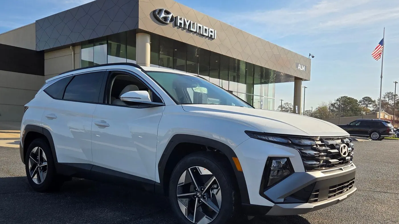Preowned 2026 Hyundai TUCSON SEL Premium for Sale