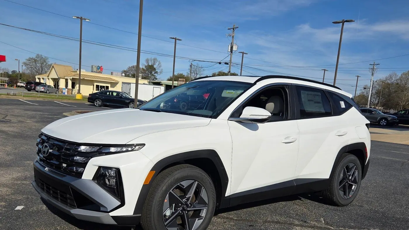 2026 Hyundai TUCSON SEL Premium