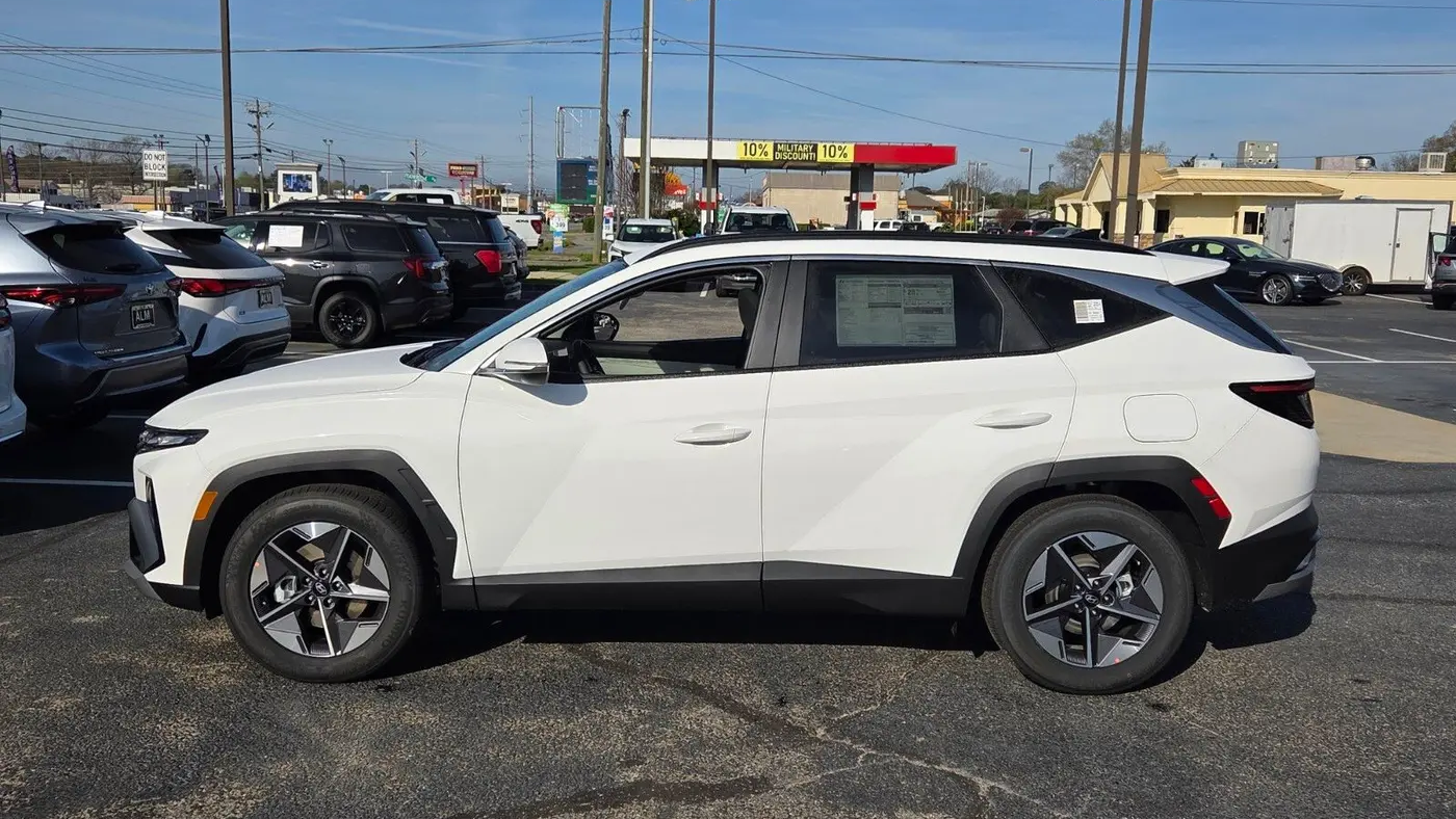 2026 Hyundai TUCSON SEL Premium