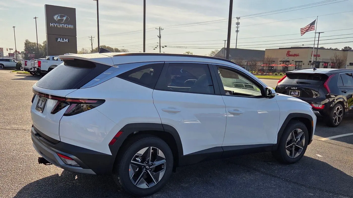 2026 Hyundai TUCSON SEL Premium