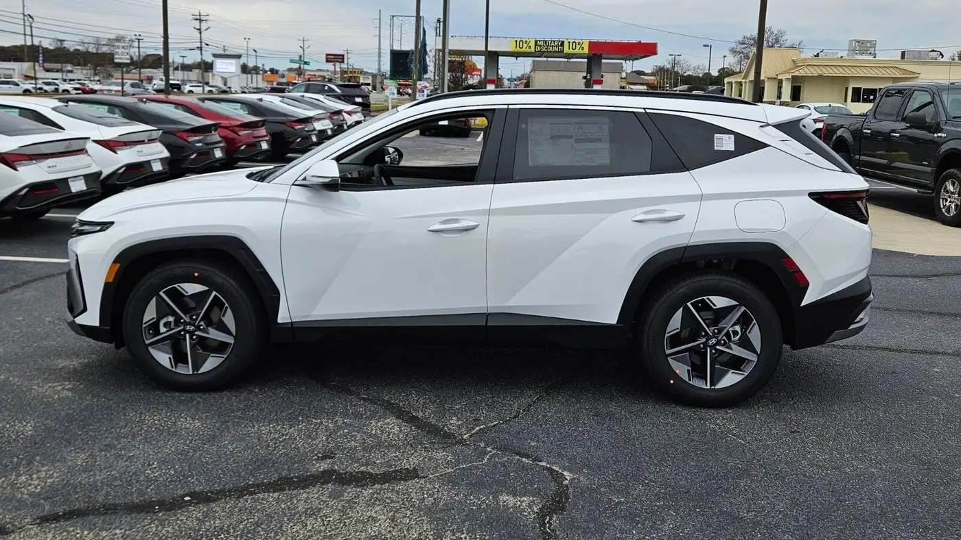 2026 Hyundai TUCSON SEL Premium