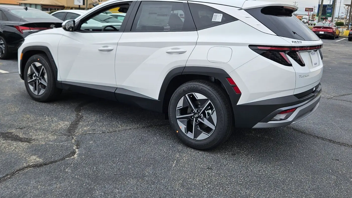 2026 Hyundai TUCSON SEL Premium