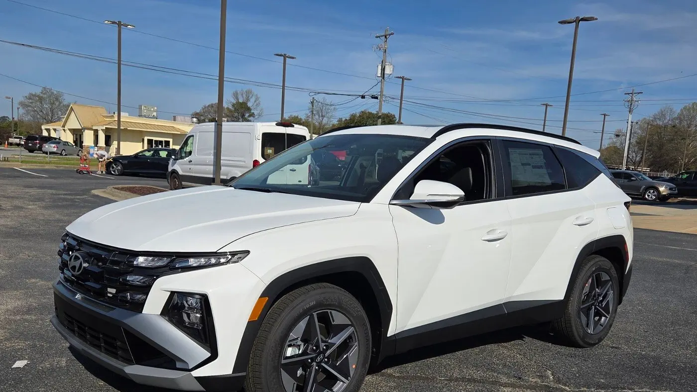 2026 Hyundai TUCSON SEL Premium