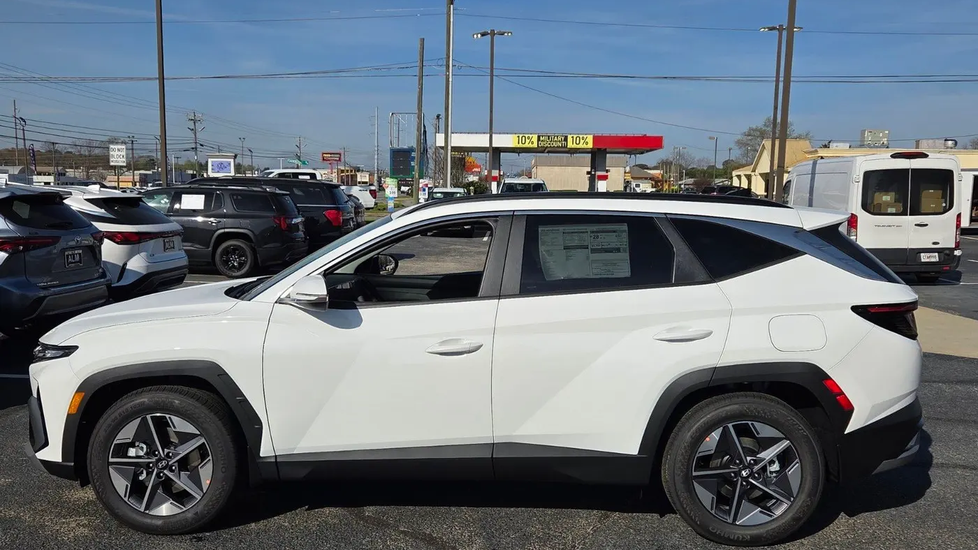 2026 Hyundai TUCSON SEL Premium