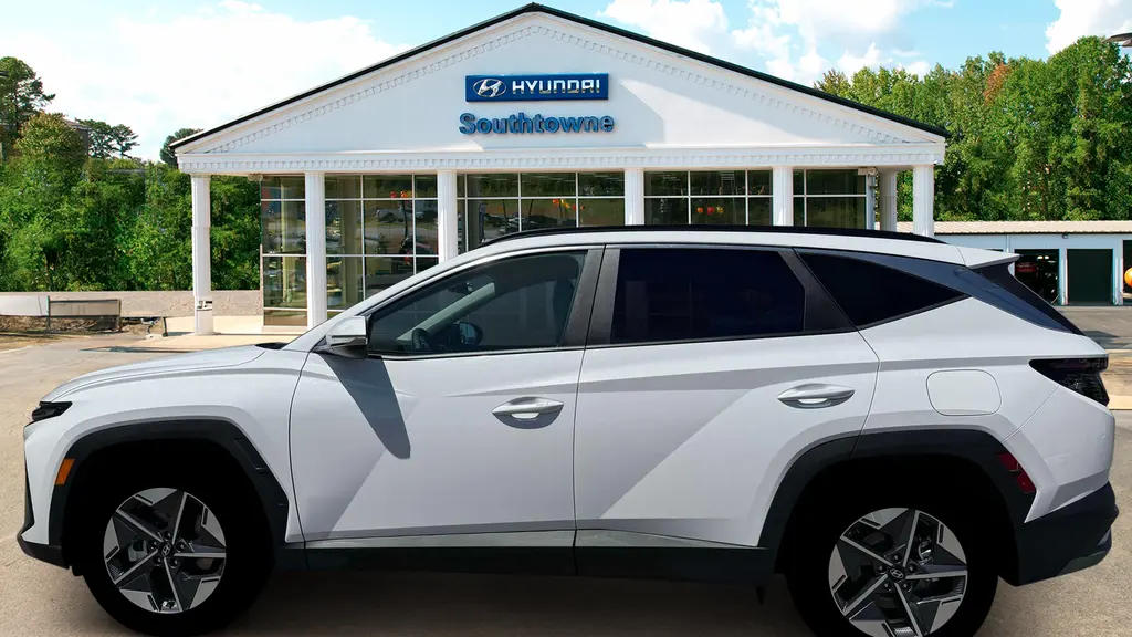 2026 Hyundai TUCSON SEL Premium